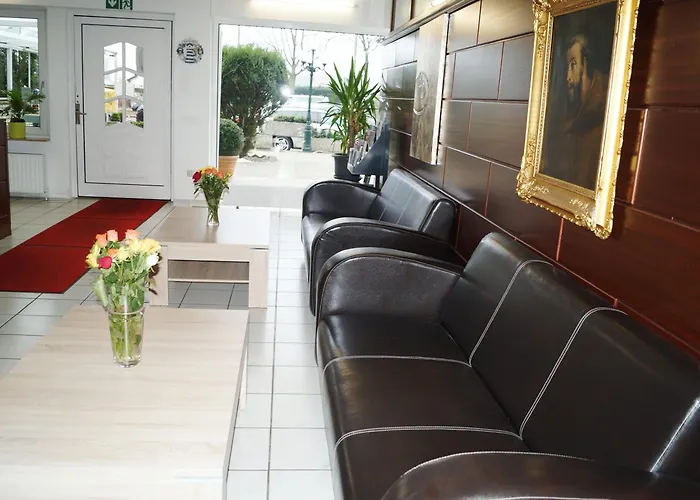 Rahlstedter Hof Hotel 2*