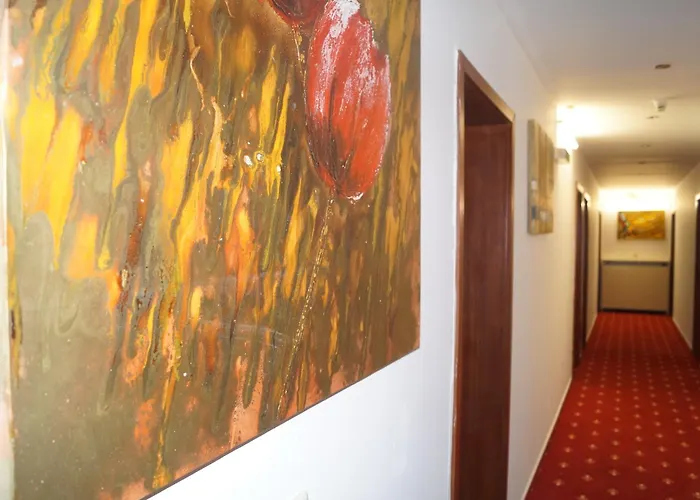 Rahlstedter Hof Hotel 2*