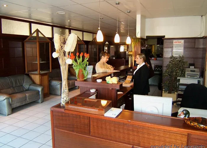 Hotel Rahlstedter Hof 2*